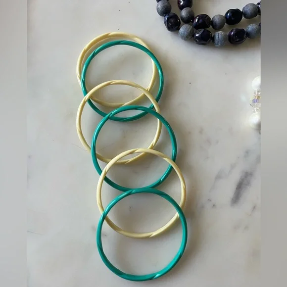 Vintage Costume Beaded Jewelry Necklaces Earrings Bracelet floral green orange - Picture 5 of 15